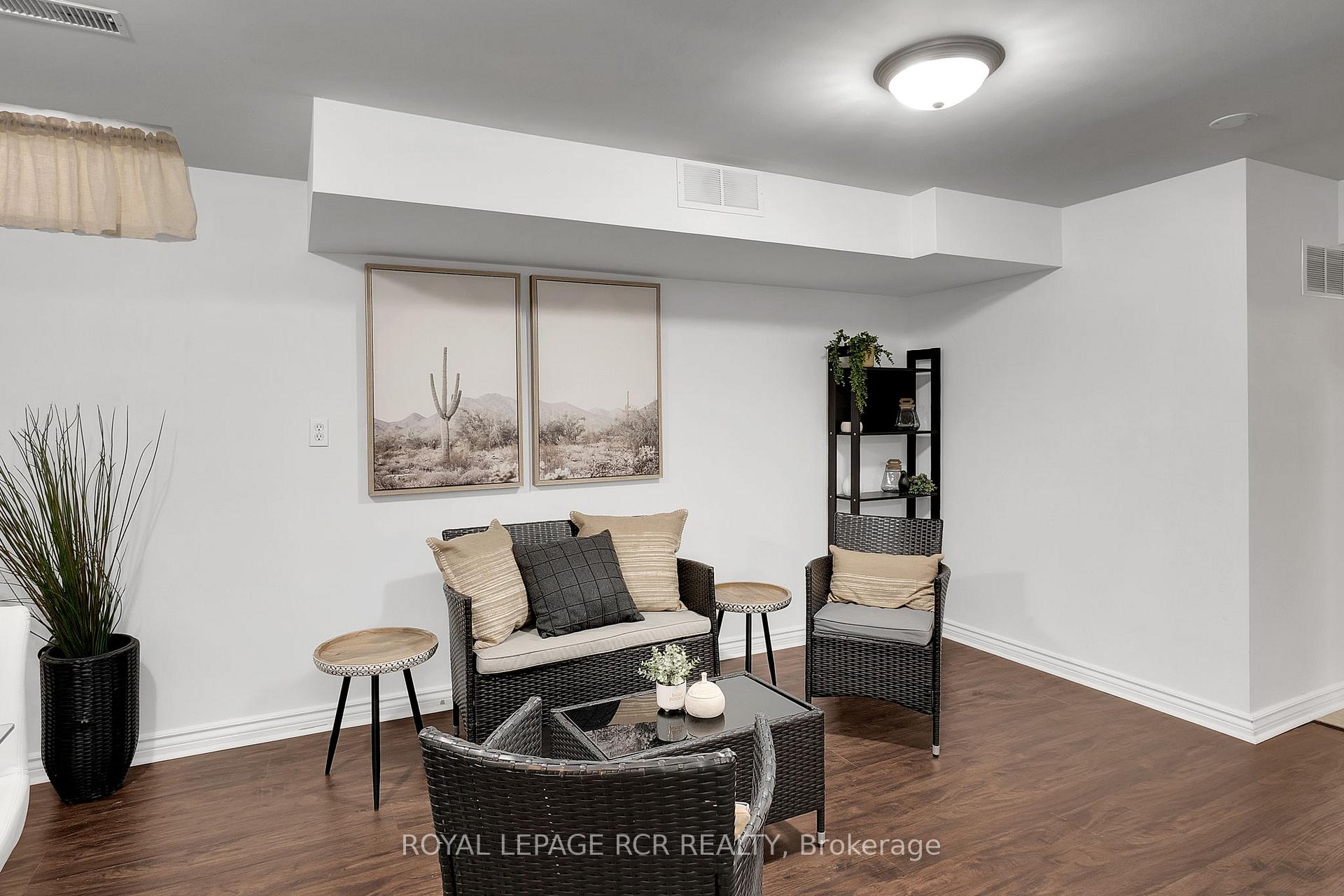 Photo 41 of 20 Boltonview Crescent, Caledon, Bolton West — HOMEH