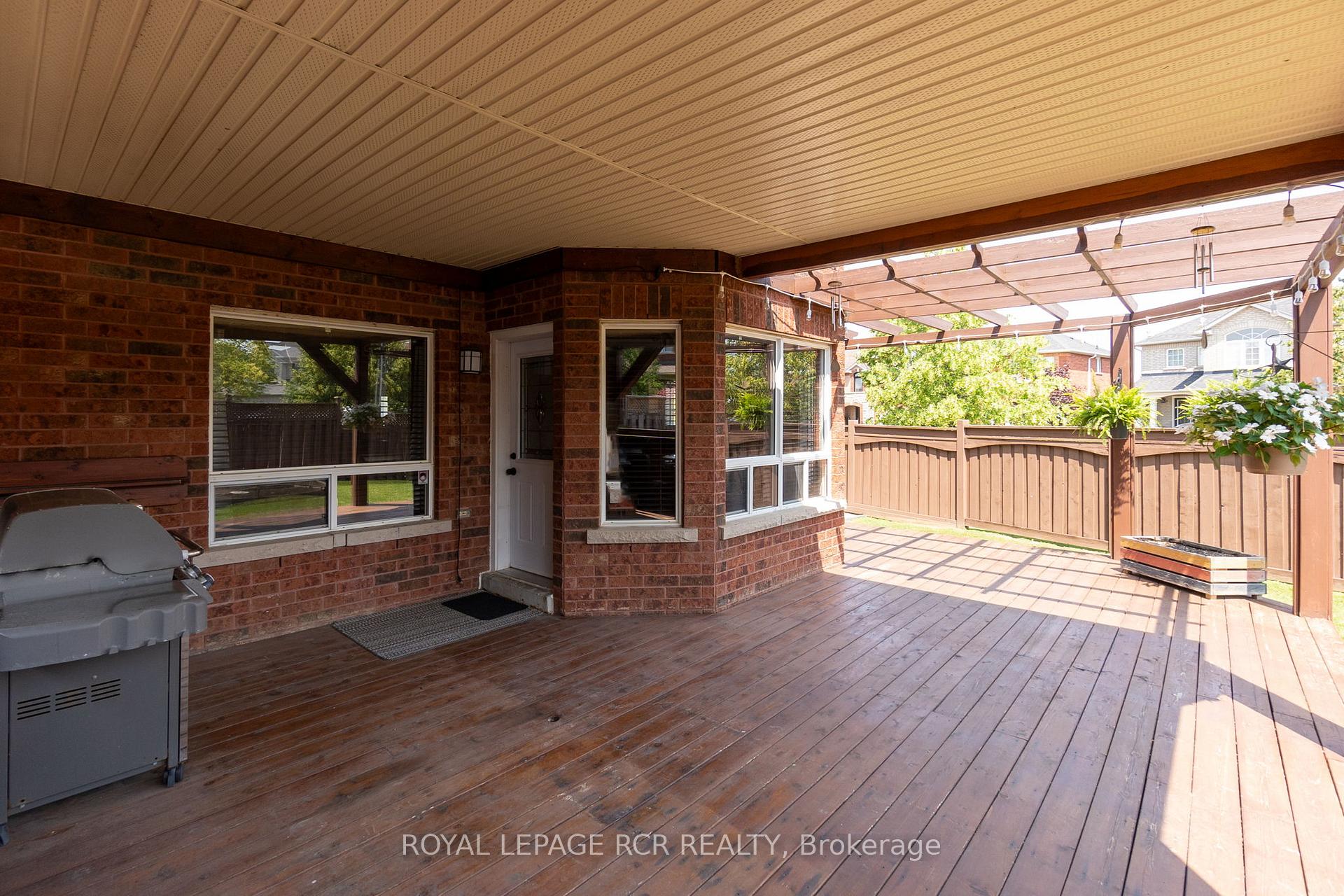 Photo 42 of 20 Boltonview Crescent, Caledon, Bolton West — HOMEH