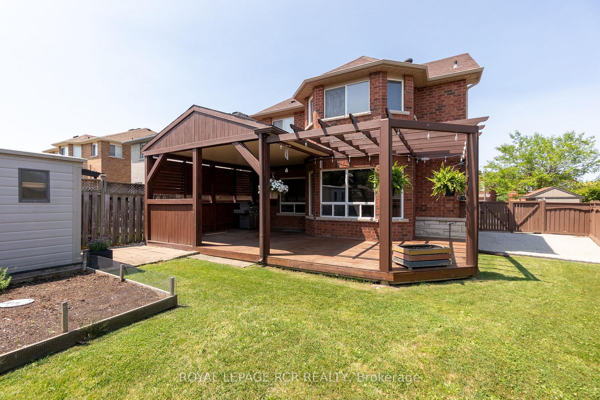 Photo 34 of 20 Boltonview Crescent, Caledon, Bolton West — HOMEH