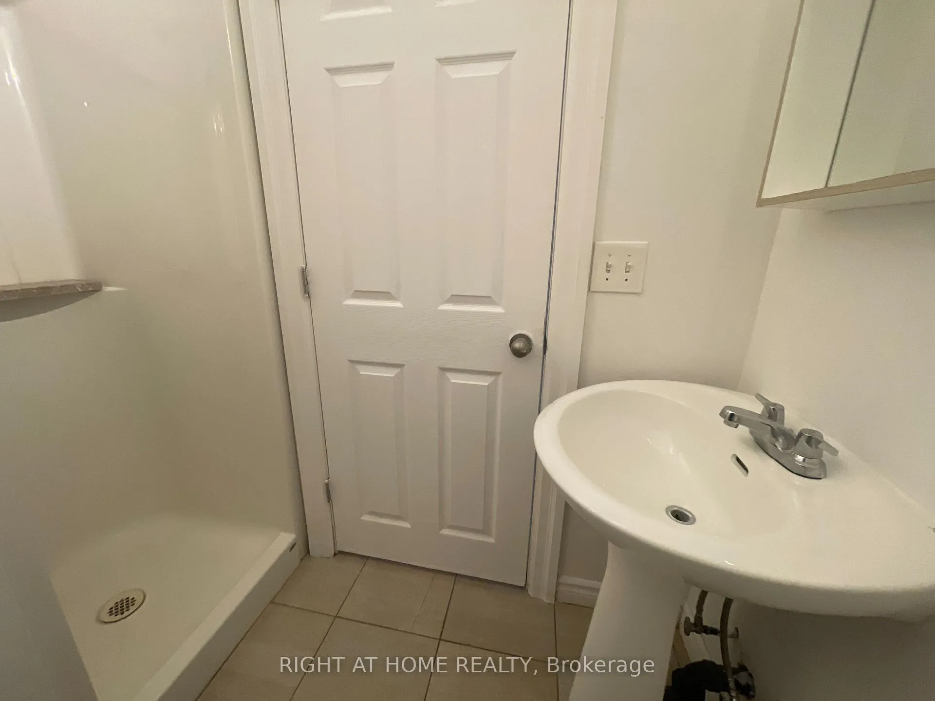 Photo 8 of Unit 7, 279 Drouillard Road, Windsor — HOMEH
