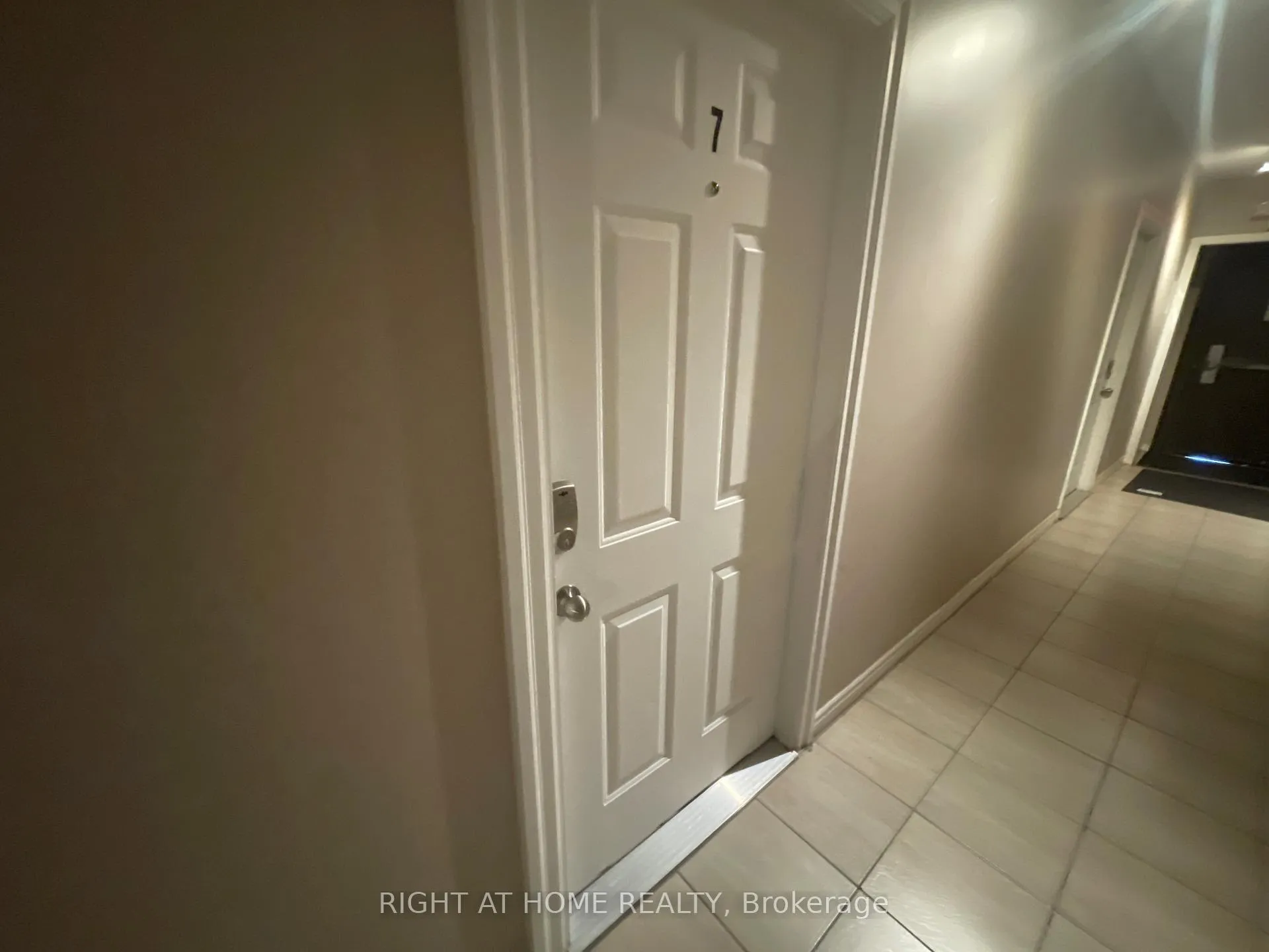 Photo 11 of Unit 7, 279 Drouillard Road, Windsor — HOMEH