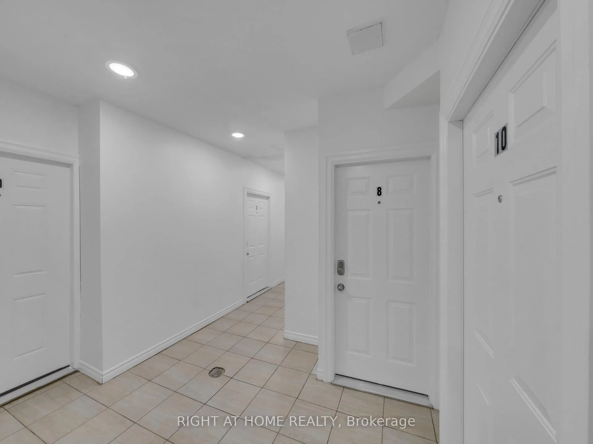 Photo 19 of Unit 7, 279 Drouillard Road, Windsor — HOMEH