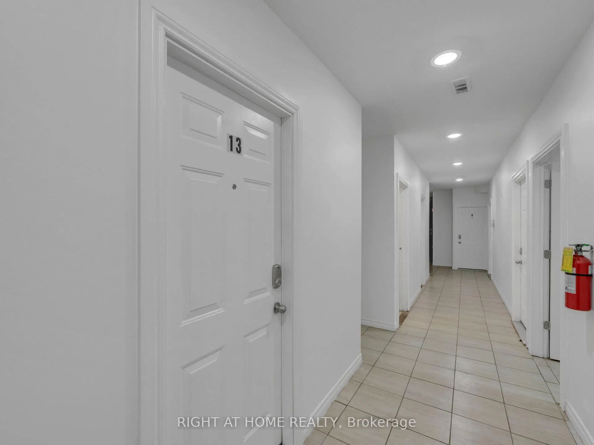 Photo 23 of Unit 7, 279 Drouillard Road, Windsor — HOMEH