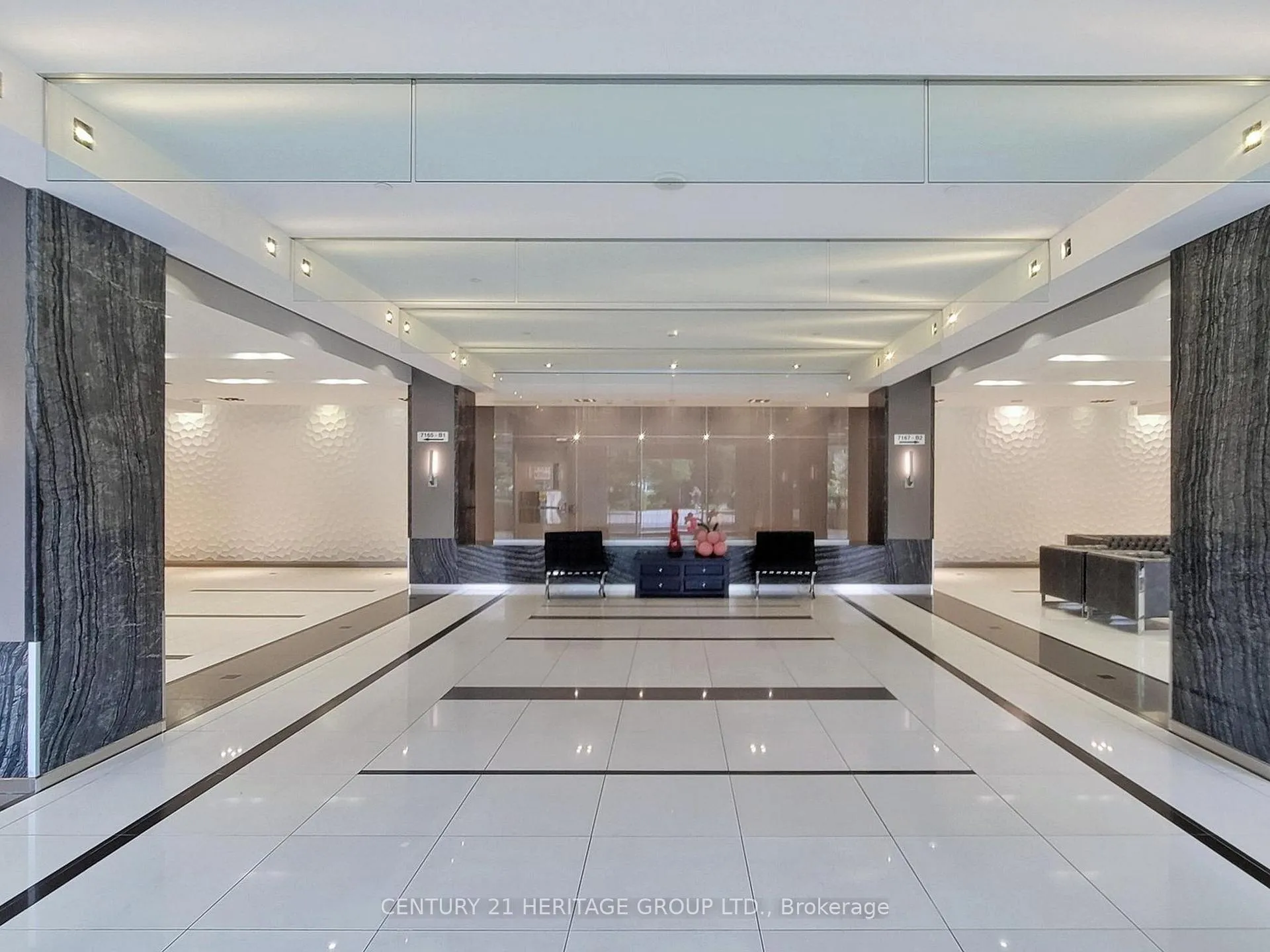Photo 7 of Unit PH105, 7165 Yonge Street, Markham, Grandview — HOMEH