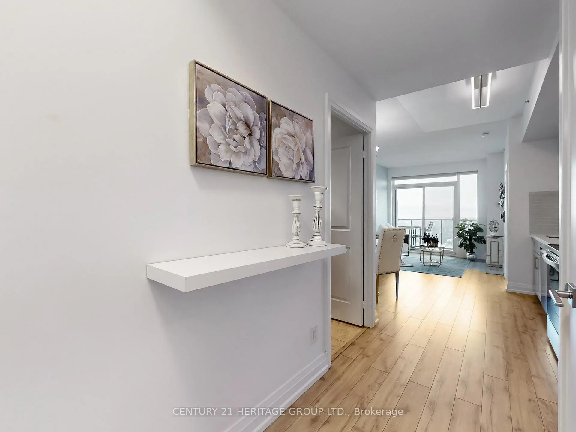 Photo 10 of Unit PH105, 7165 Yonge Street, Markham, Grandview — HOMEH