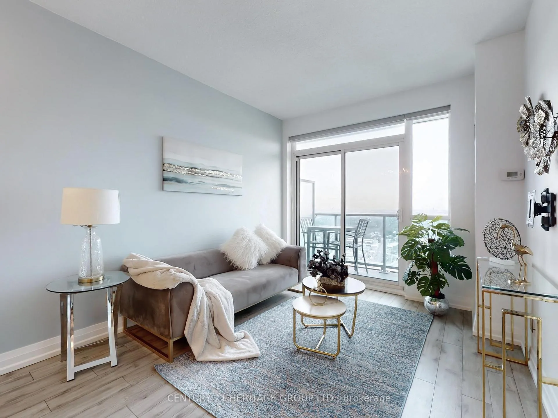 Photo 11 of Unit PH105, 7165 Yonge Street, Markham, Grandview — HOMEH