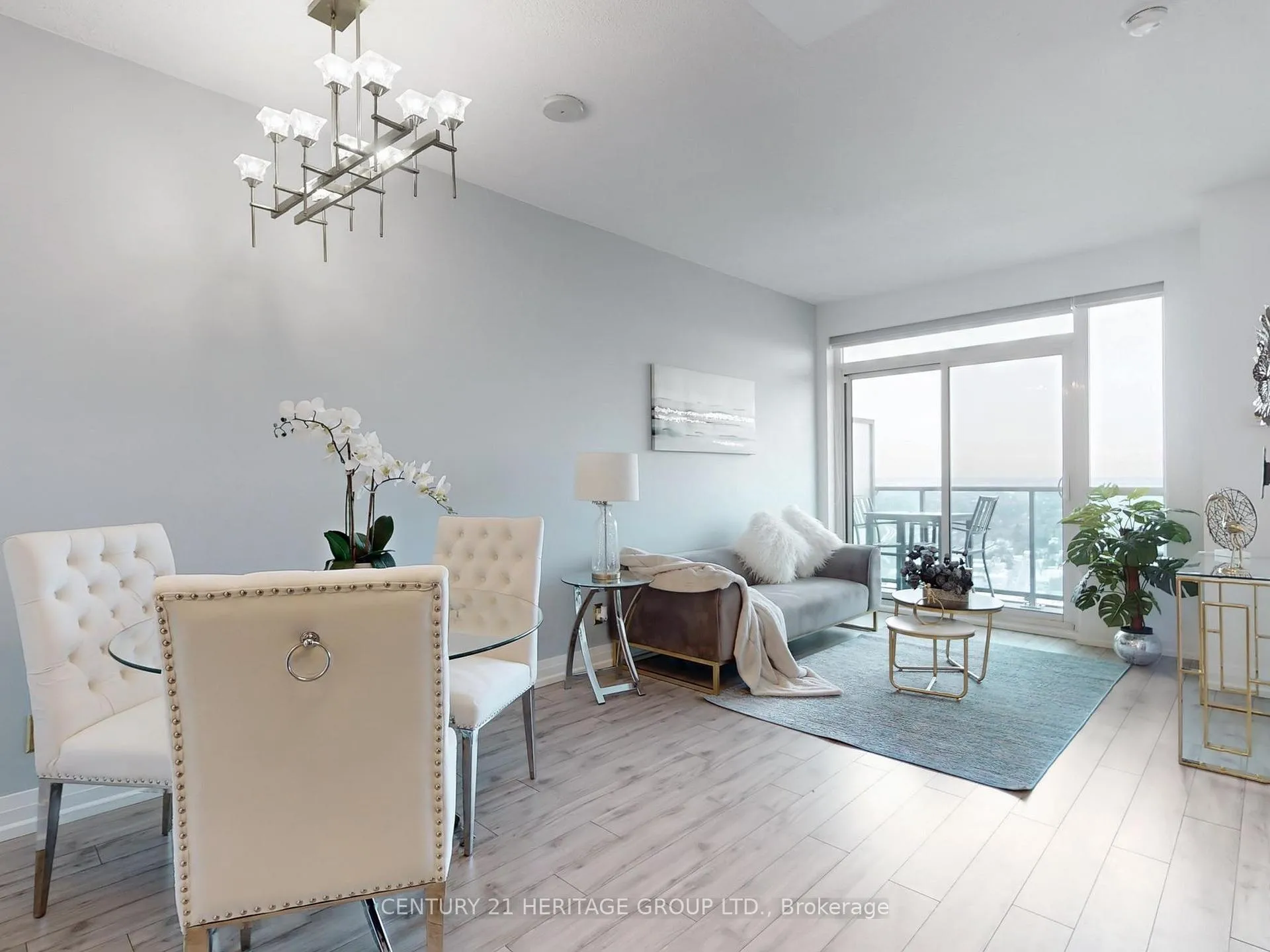 Photo 14 of Unit PH105, 7165 Yonge Street, Markham, Grandview — HOMEH