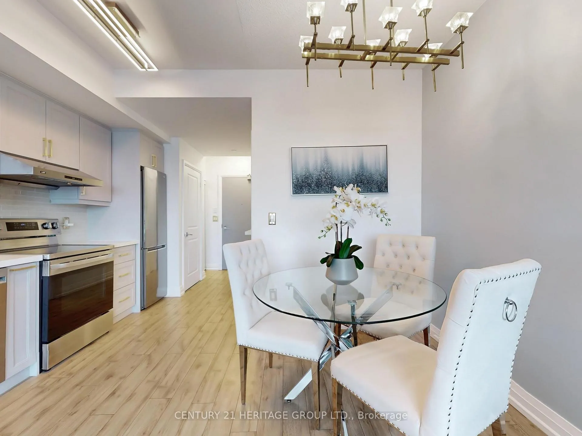 Photo 16 of Unit PH105, 7165 Yonge Street, Markham, Grandview — HOMEH