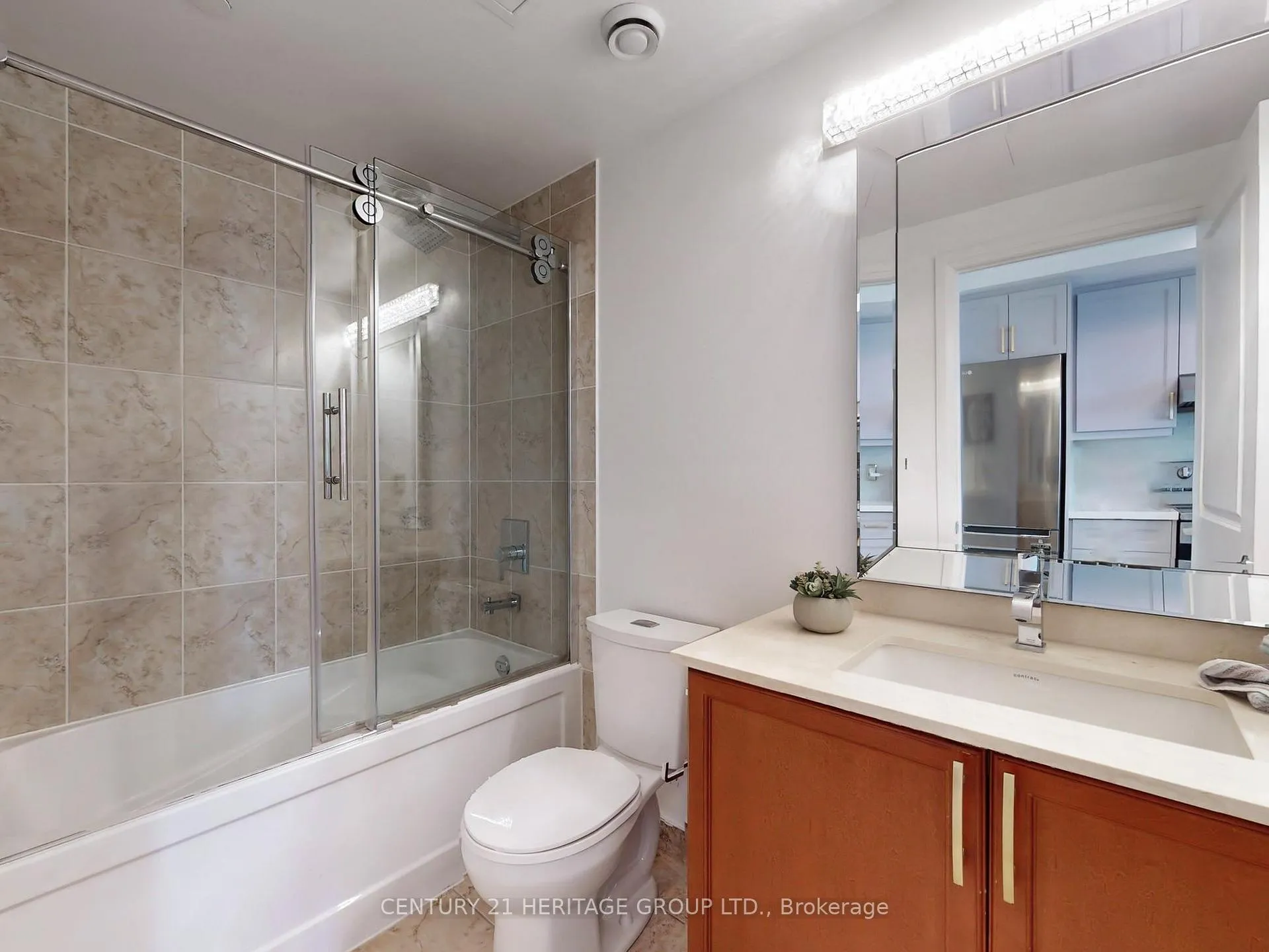 Photo 23 of Unit PH105, 7165 Yonge Street, Markham, Grandview — HOMEH