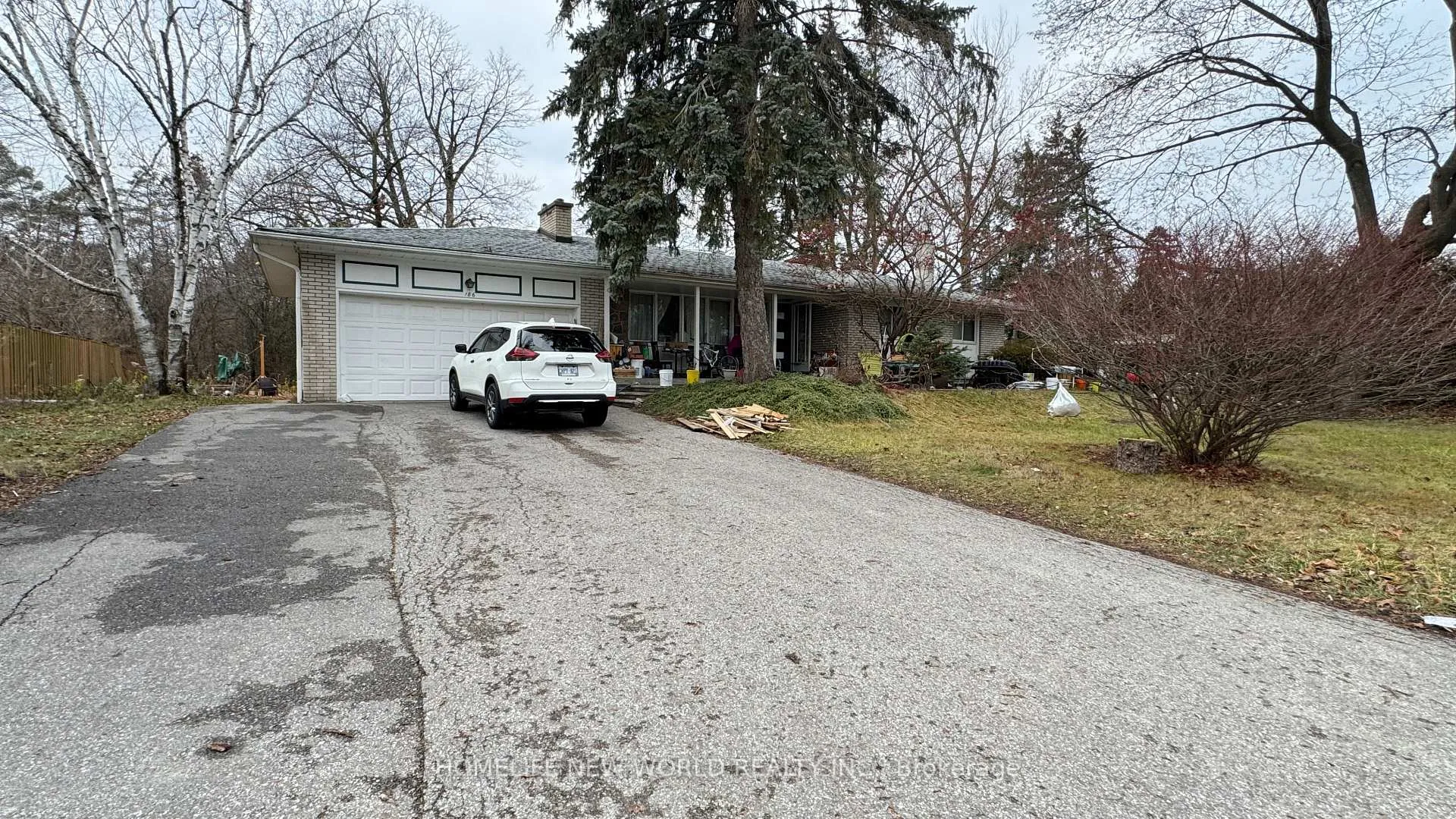 Photo 2 of 186 Henderson Avenue, Markham, Thornhill — HOMEH