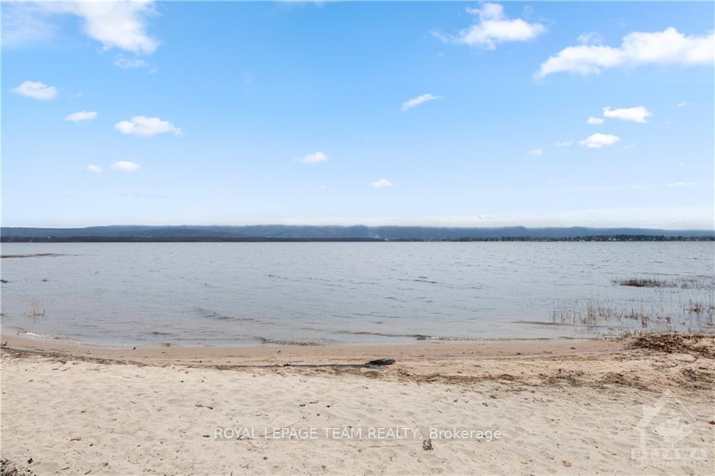 Photo 30 of 721 Bayview Drive, Ottawa, Constance Bay — HOMEH