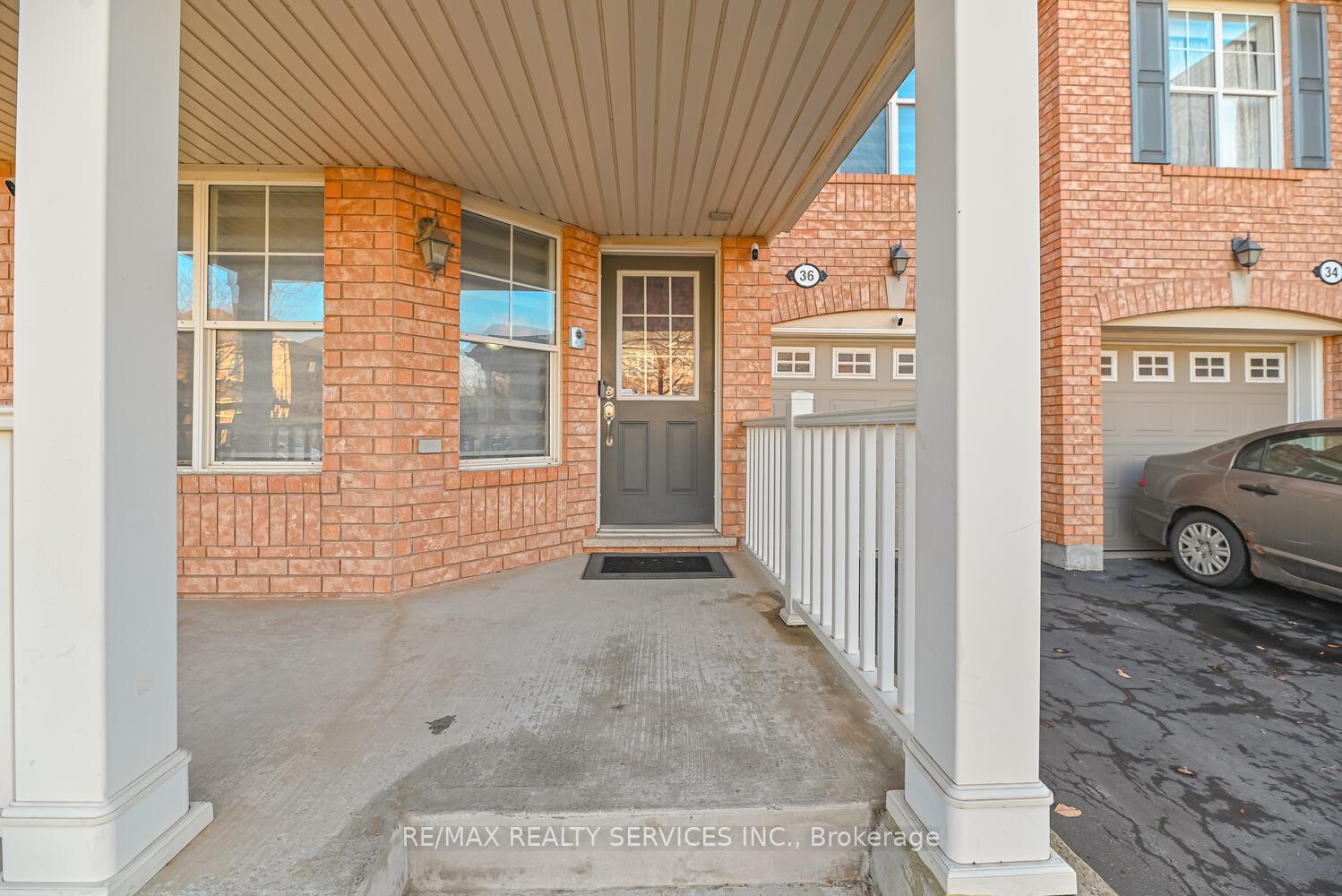 Photo 7 of 36 Tawnie Crescent, Brampton, Credit Valley — HOMEH