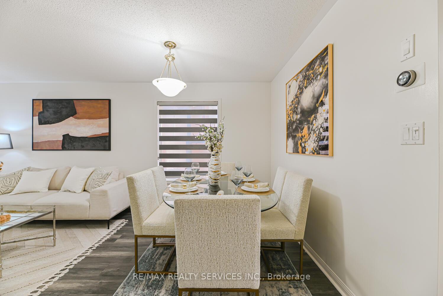 Photo 10 of 36 Tawnie Crescent, Brampton, Credit Valley — HOMEH