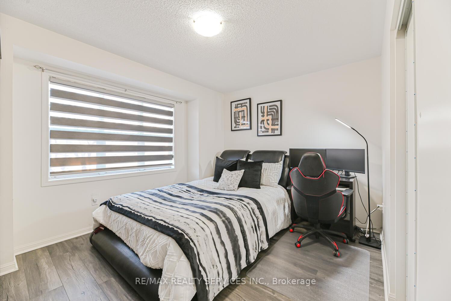 Photo 27 of 36 Tawnie Crescent, Brampton, Credit Valley — HOMEH
