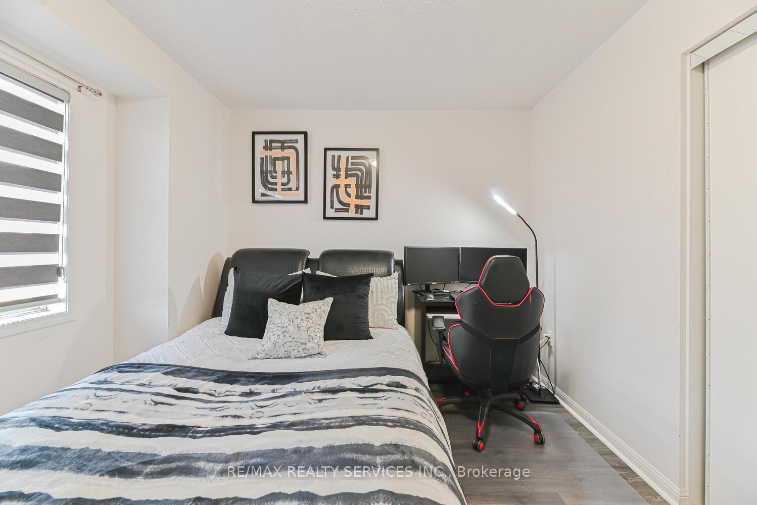 Photo 28 of 36 Tawnie Crescent, Brampton, Credit Valley — HOMEH