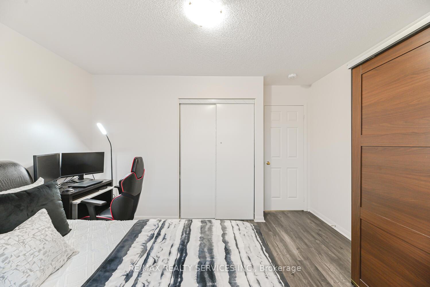 Photo 29 of 36 Tawnie Crescent, Brampton, Credit Valley — HOMEH