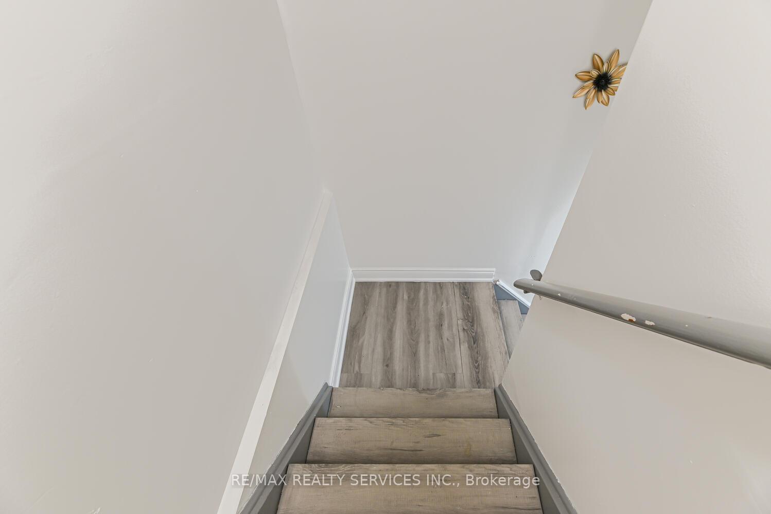 Photo 37 of 36 Tawnie Crescent, Brampton, Credit Valley — HOMEH