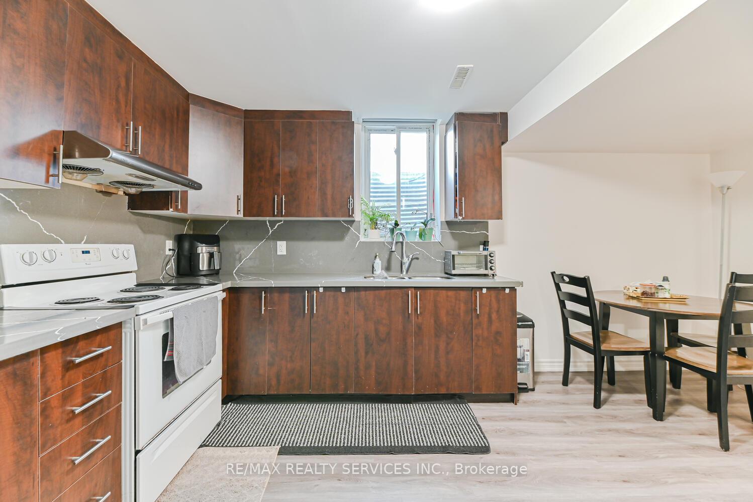 Photo 39 of 36 Tawnie Crescent, Brampton, Credit Valley — HOMEH