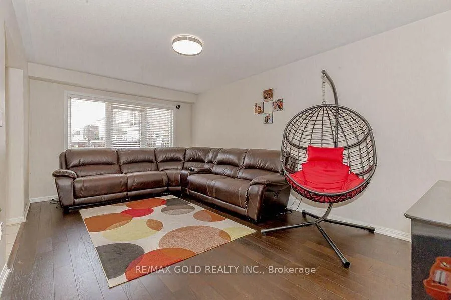 Photo 7 of 81 Bleasdale Avenue, Brampton, Northwest Brampton — HOMEH
