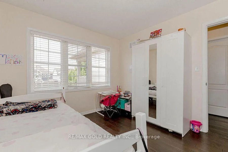Photo 22 of 81 Bleasdale Avenue, Brampton, Northwest Brampton — HOMEH