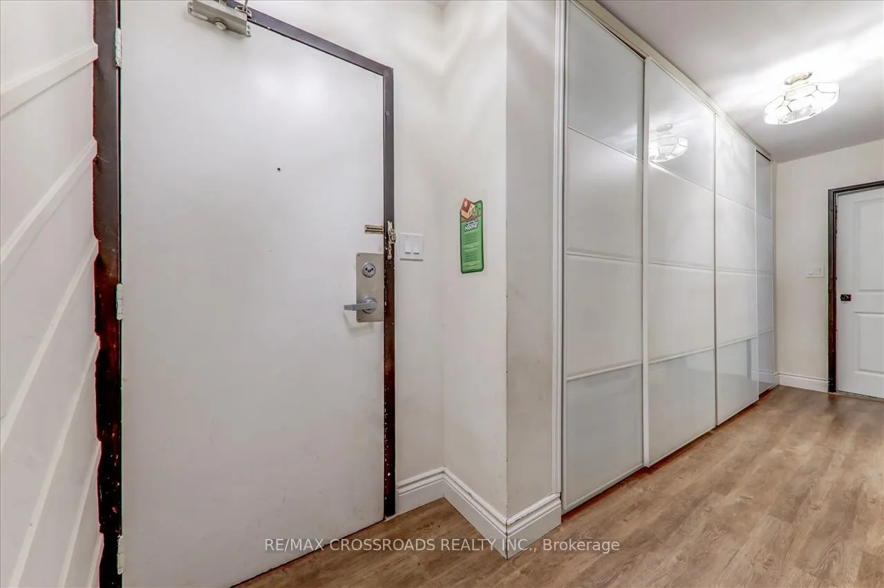 Photo 8 of Unit 910, 5 Massey Square, Toronto, Crescent Town — HOMEH