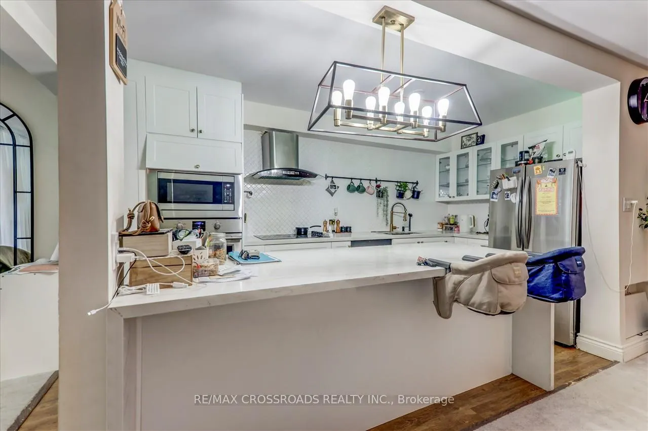 Photo 13 of Unit 910, 5 Massey Square, Toronto, Crescent Town — HOMEH