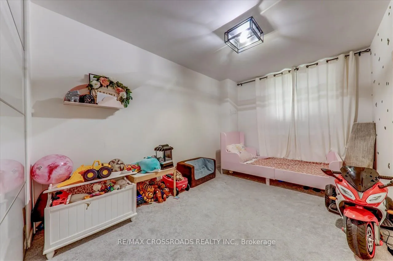 Photo 20 of Unit 910, 5 Massey Square, Toronto, Crescent Town — HOMEH