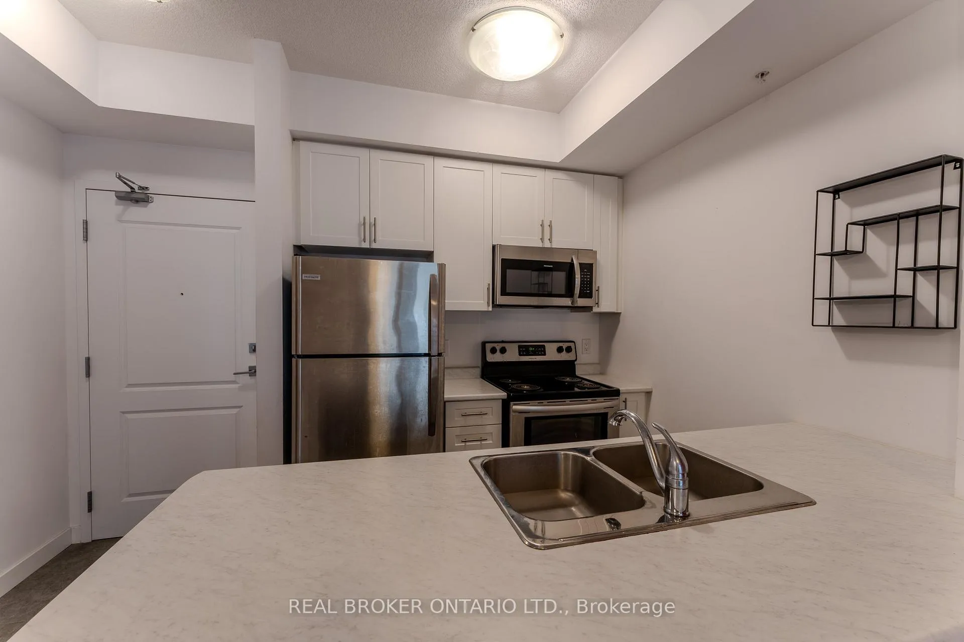 Photo 6 of Unit 703, 81 Robinson Street, Hamilton, Durand — HOMEH