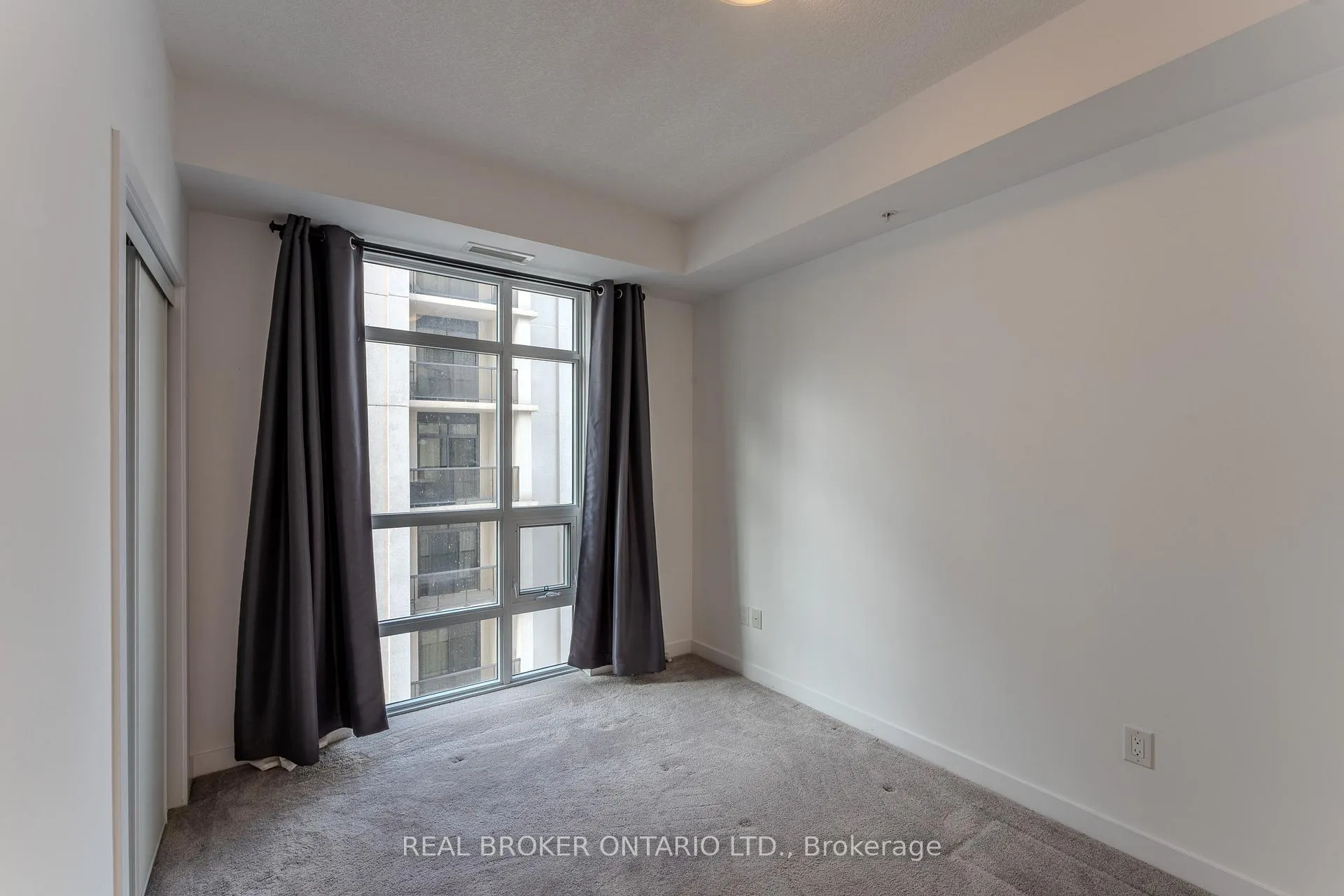 Photo 13 of Unit 703, 81 Robinson Street, Hamilton, Durand — HOMEH
