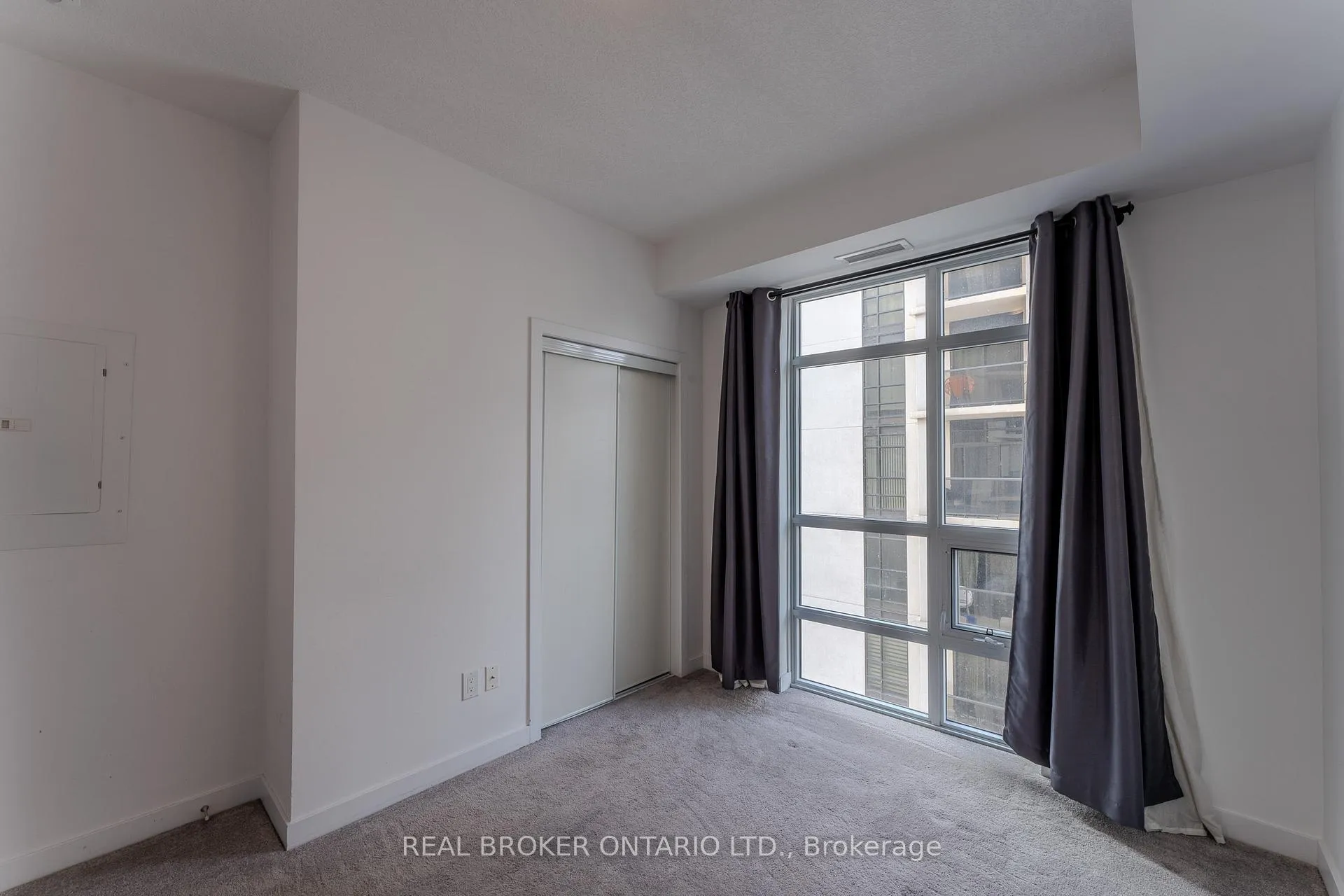 Photo 14 of Unit 703, 81 Robinson Street, Hamilton, Durand — HOMEH