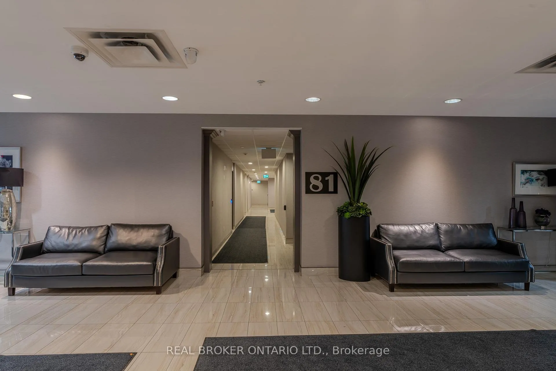 Photo 19 of Unit 703, 81 Robinson Street, Hamilton, Durand — HOMEH