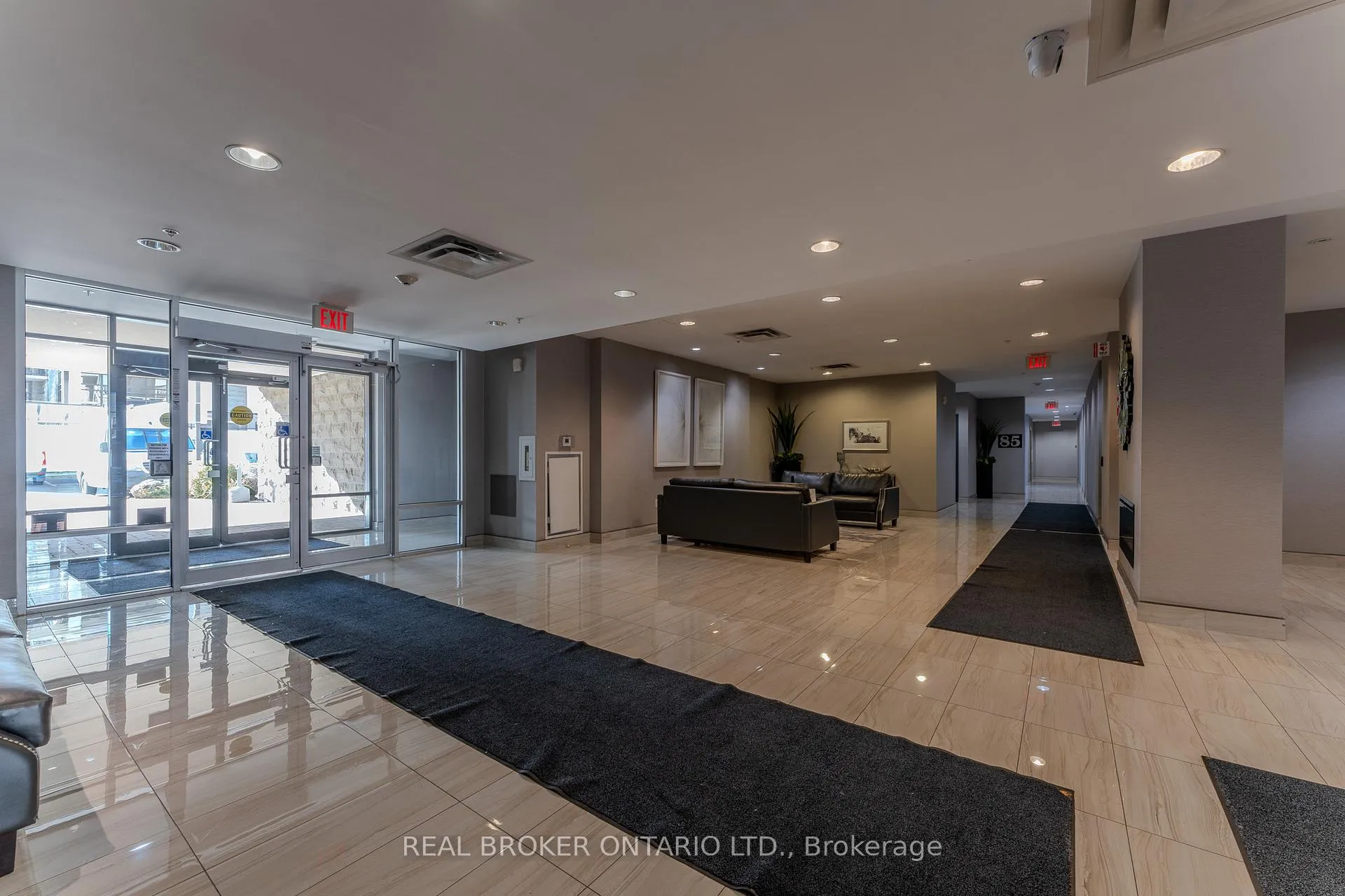 Photo 22 of Unit 703, 81 Robinson Street, Hamilton, Durand — HOMEH