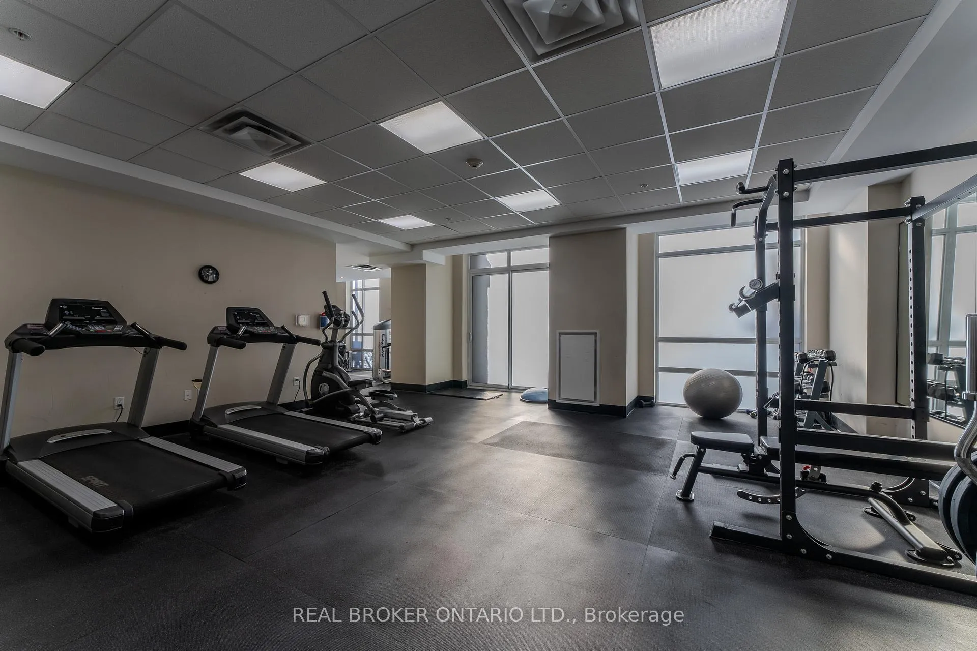 Photo 24 of Unit 703, 81 Robinson Street, Hamilton, Durand — HOMEH