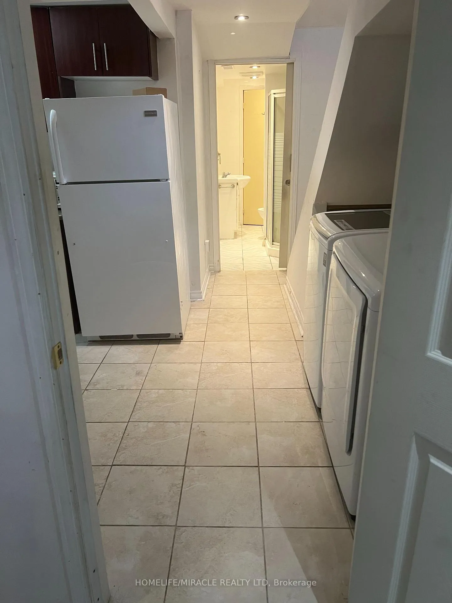 Photo 5 of 7 Piane Avenue, Brampton, Fletcher's West — HOMEH