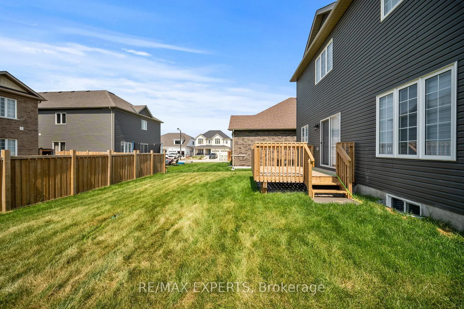Photo 43 of 216 Cubitt Street, Clearview, Stayner — HOMEH