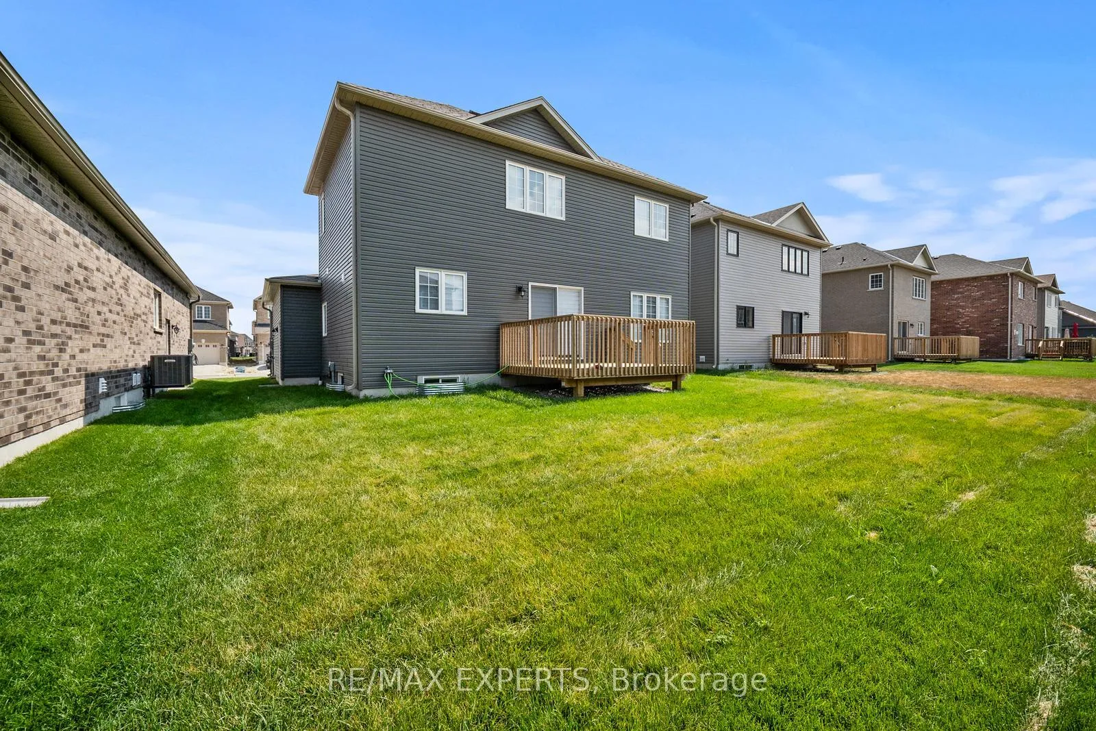 Photo 46 of 216 Cubitt Street, Clearview, Stayner — HOMEH
