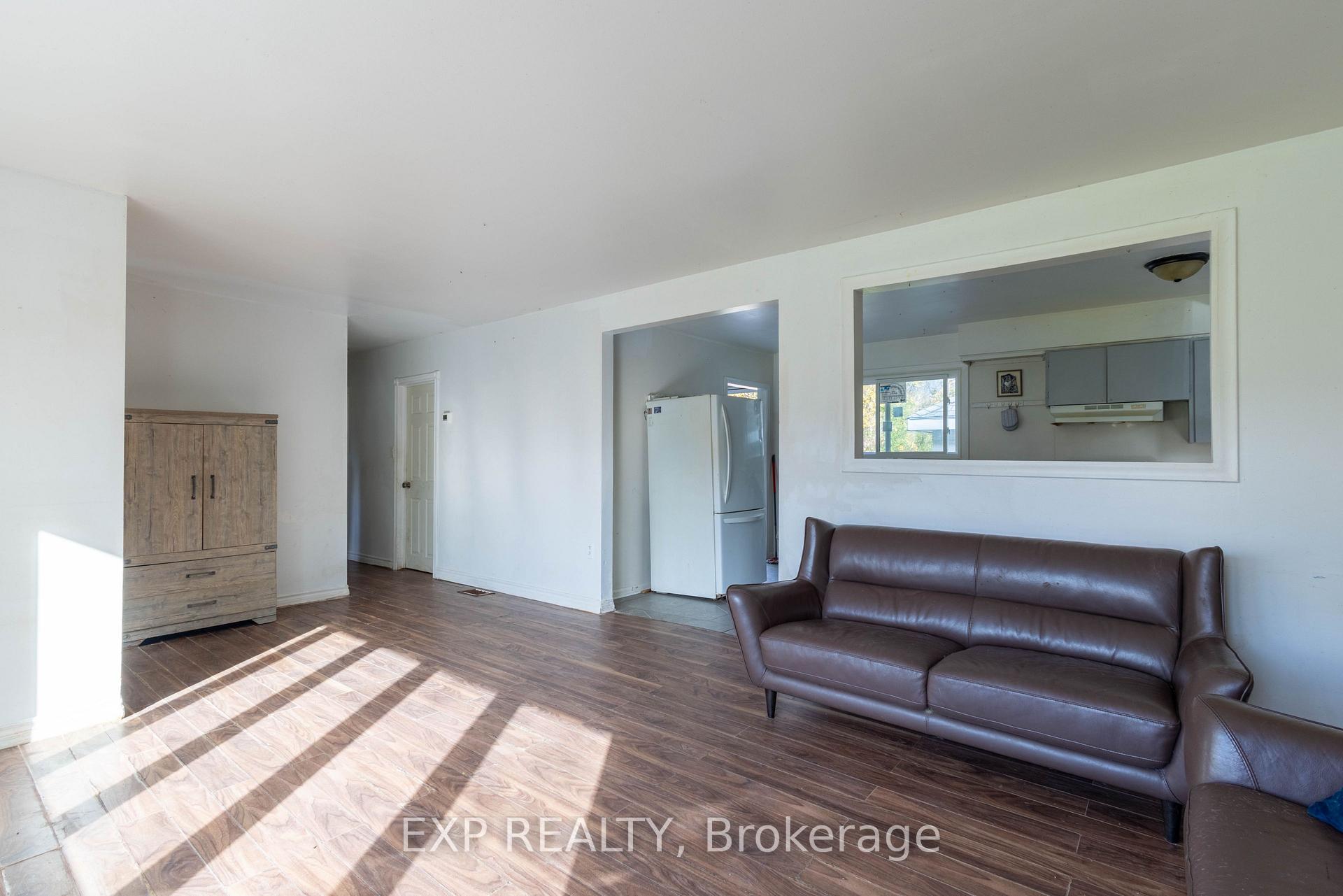 Photo 7 of 23 Grew Boulevard, Georgina, Sutton & Jackson's Point — HOMEH