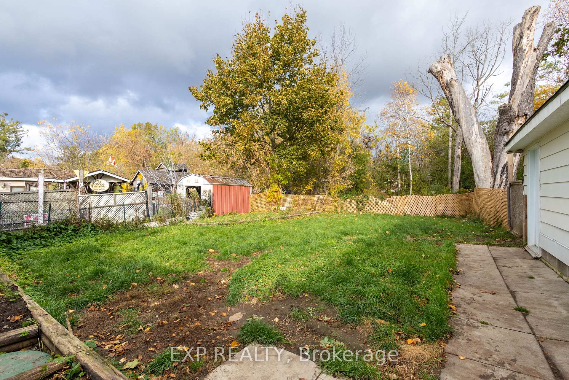 Photo 19 of 23 Grew Boulevard, Georgina, Sutton & Jackson's Point — HOMEH