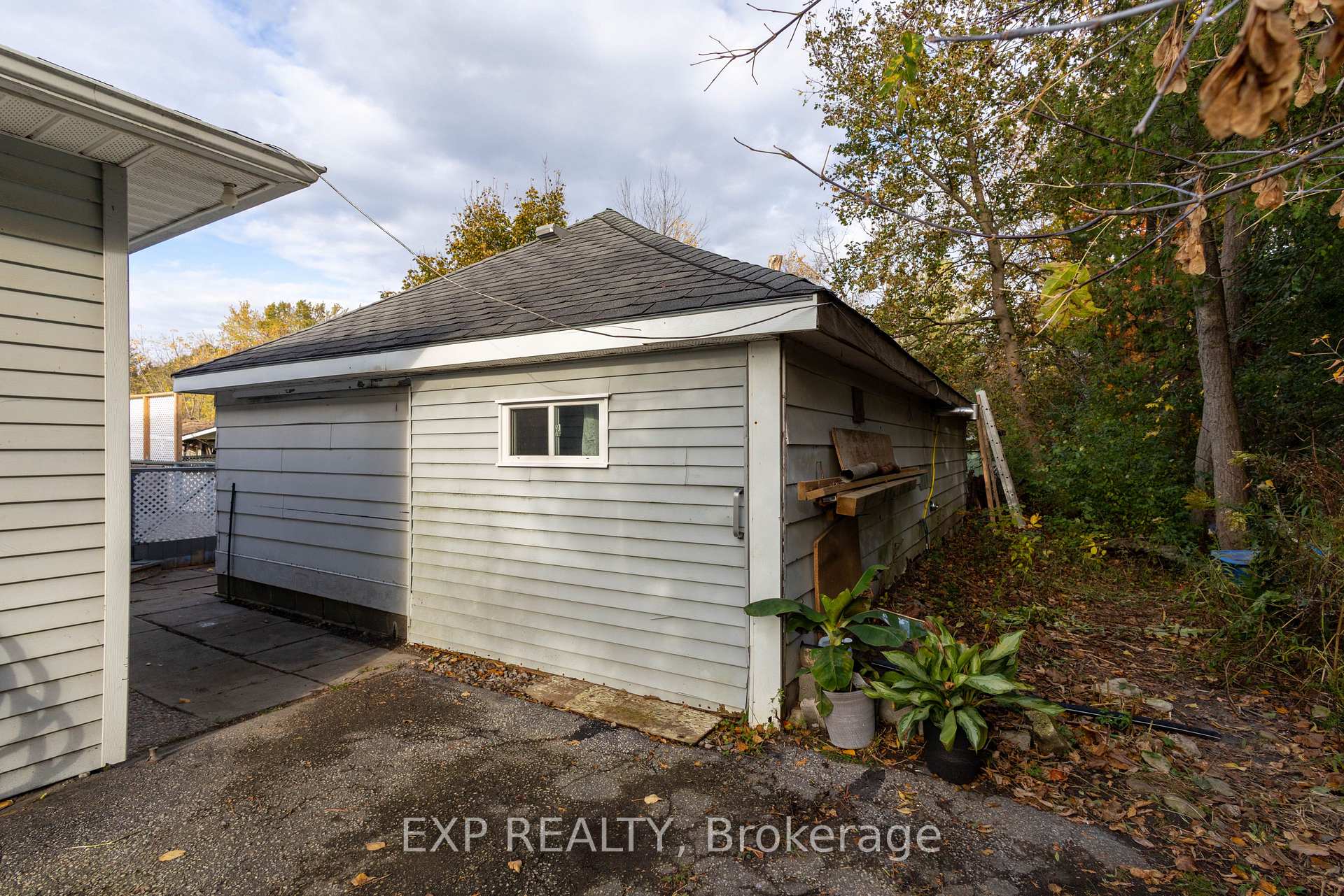 Photo 22 of 23 Grew Boulevard, Georgina, Sutton & Jackson's Point — HOMEH