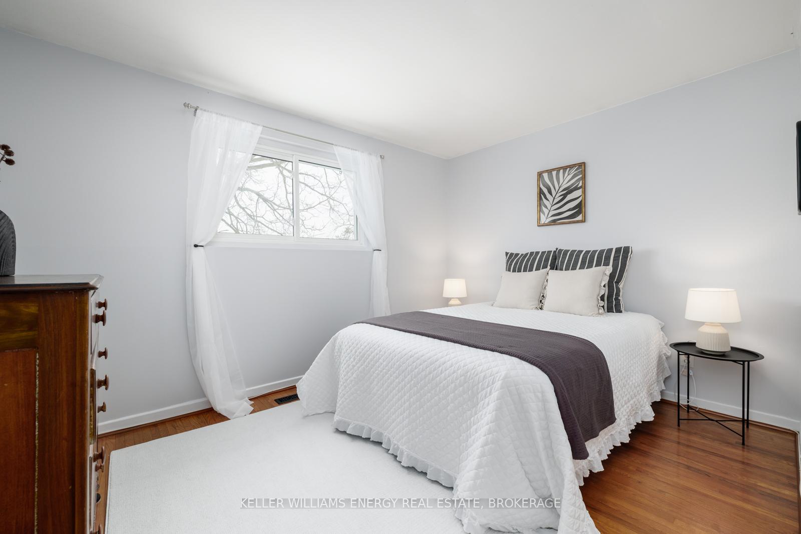 Photo 20 of 17 Gregory Road, Ajax, South East — HOMEH