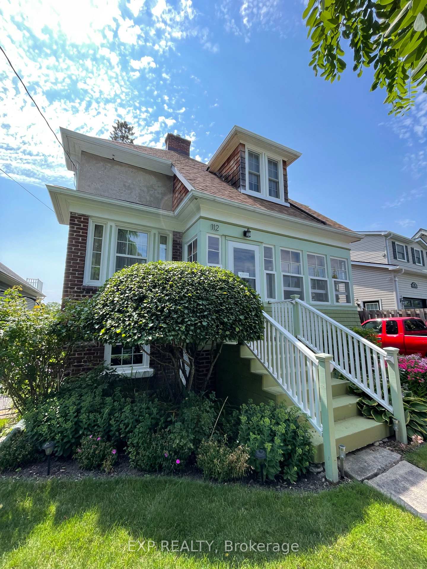 Photo 4 of 112 Palmer Road, Belleville, Belleville Ward — HOMEH
