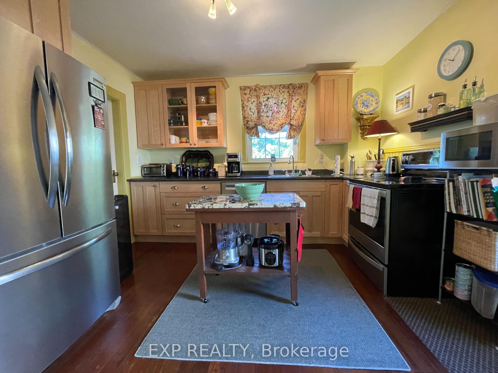 Photo 18 of 112 Palmer Road, Belleville, Belleville Ward — HOMEH