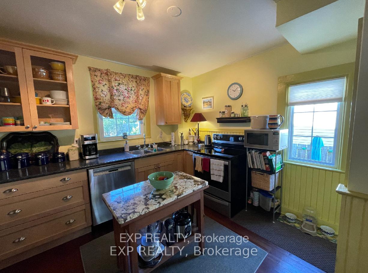 Photo 19 of 112 Palmer Road, Belleville, Belleville Ward — HOMEH