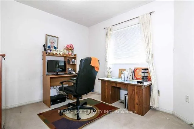 Photo 13 of Unit Upper, 36 Eagleridge Drive, Brampton, Sandringham-Wellington — HOMEH