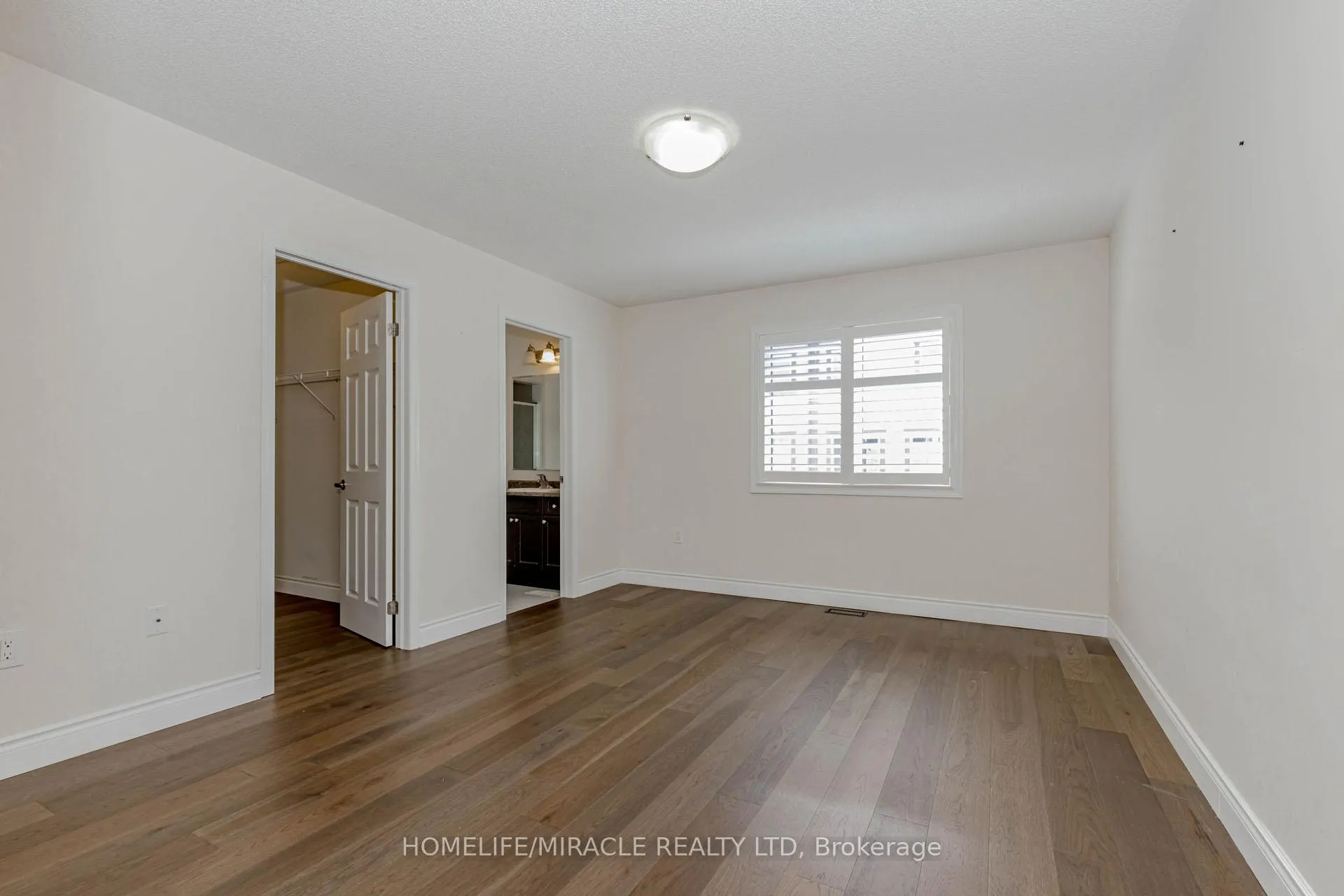 Photo 22 of 19 Bannister Crescent, Brampton, Northwest Brampton — HOMEH