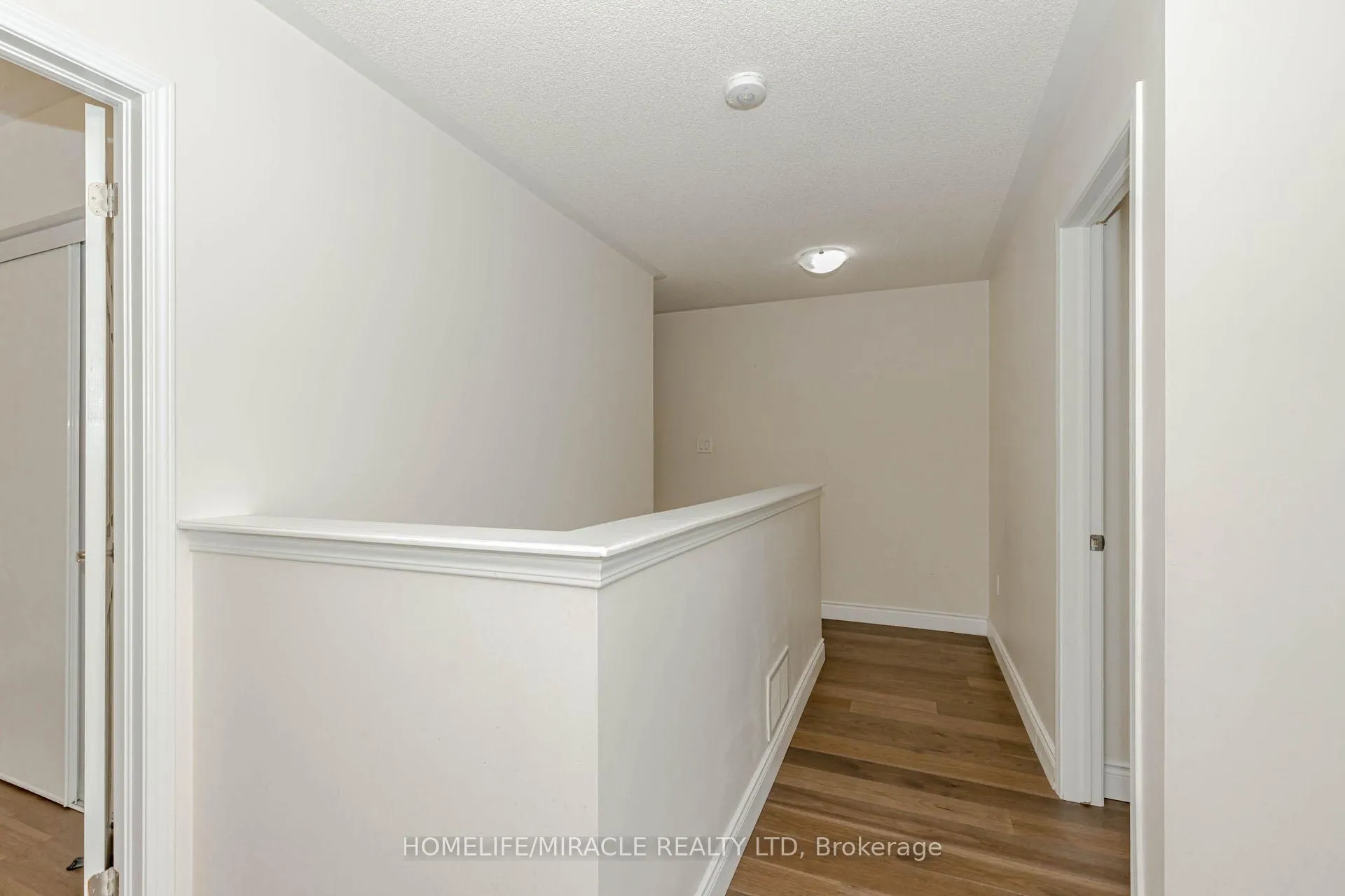 Photo 27 of 19 Bannister Crescent, Brampton, Northwest Brampton — HOMEH