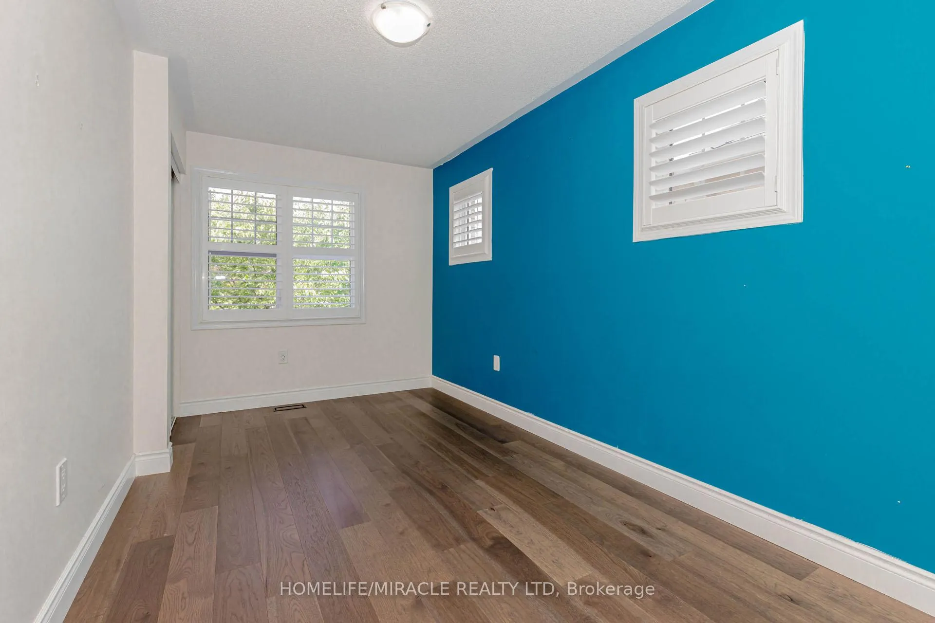 Photo 28 of 19 Bannister Crescent, Brampton, Northwest Brampton — HOMEH
