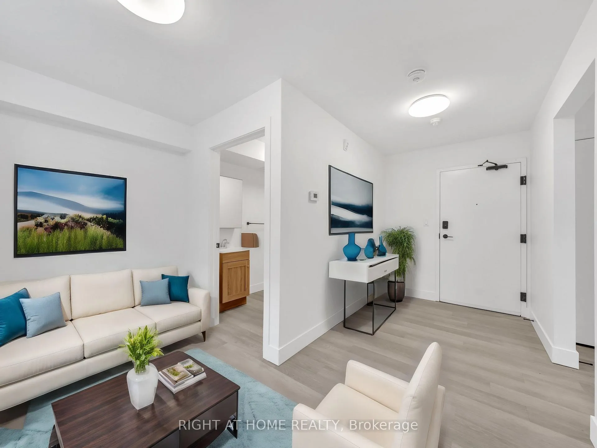 Photo 5 of Unit 102, 1804 Drouillard Road, Windsor — HOMEH