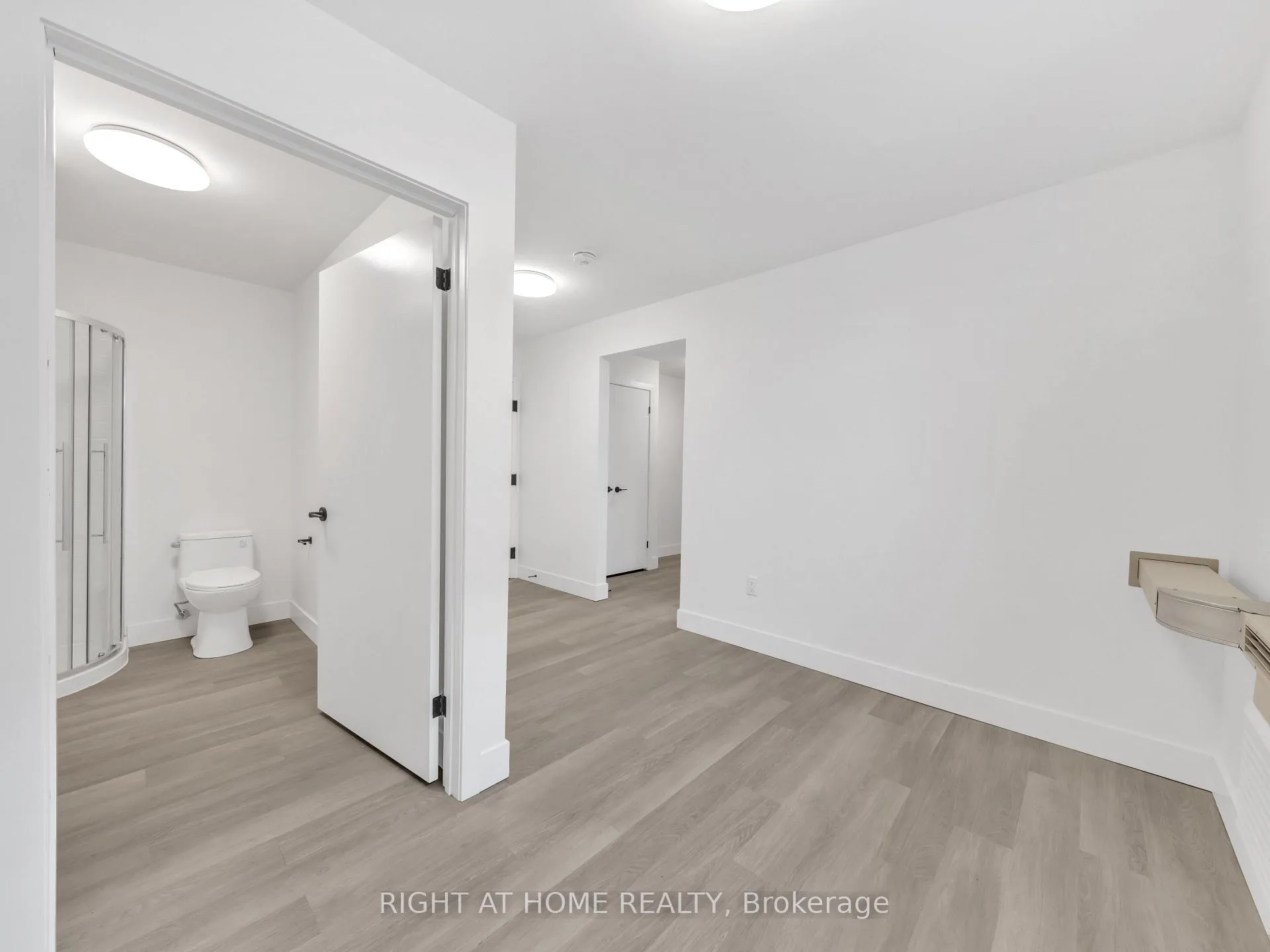Photo 8 of Unit 102, 1804 Drouillard Road, Windsor — HOMEH
