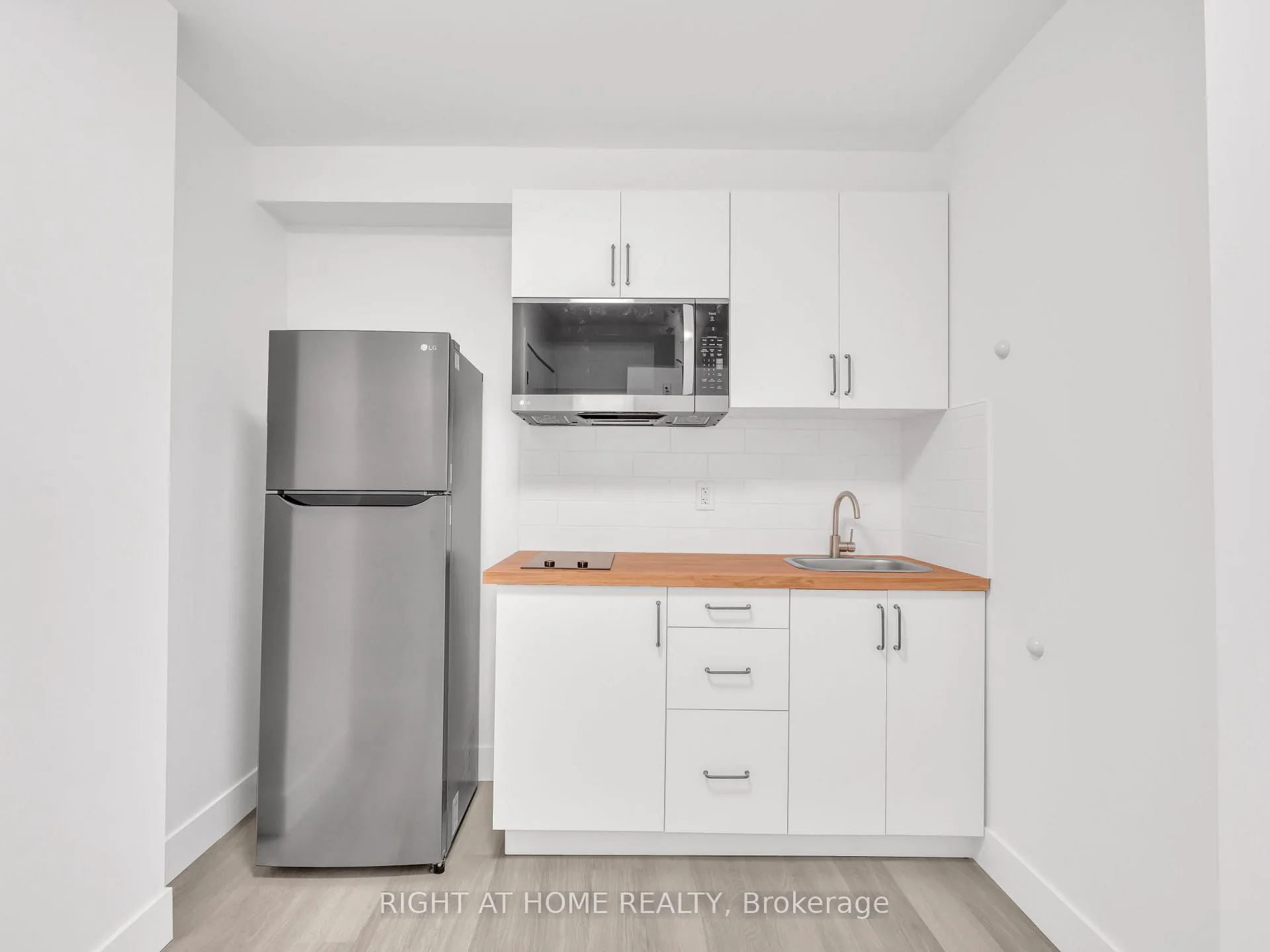 Photo 12 of Unit 102, 1804 Drouillard Road, Windsor — HOMEH